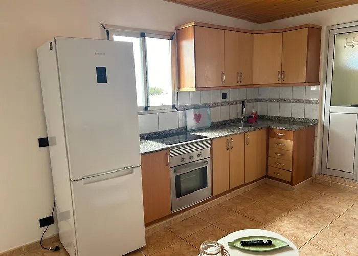 דירה Garza Attic House